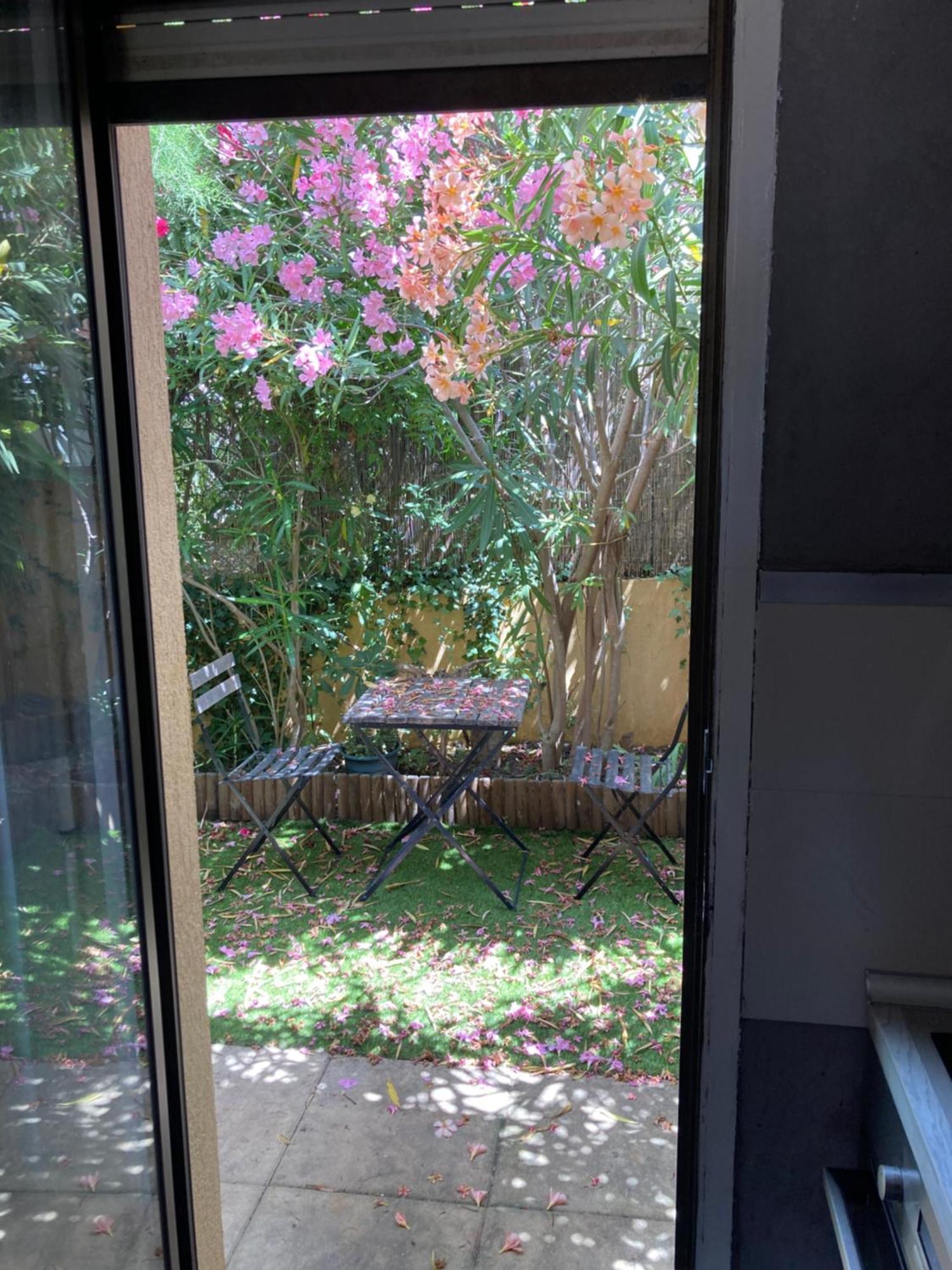 קאן סור מר T2 Traversant Avec Une Grande Terrasse Et Piscine מראה חיצוני תמונה
